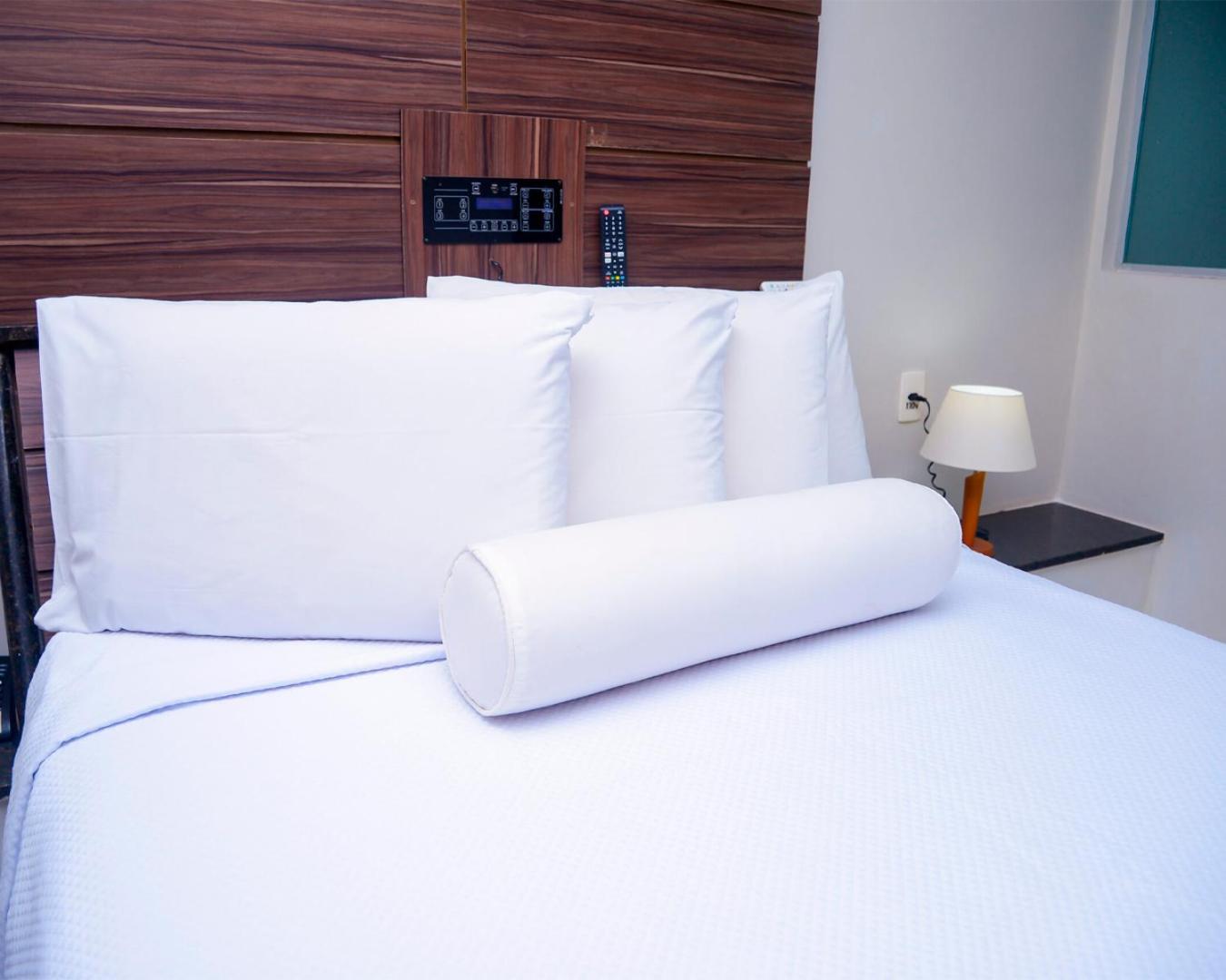 Hotel Sempre Executive ซัลวาดอร์ ภายนอก รูปภาพ