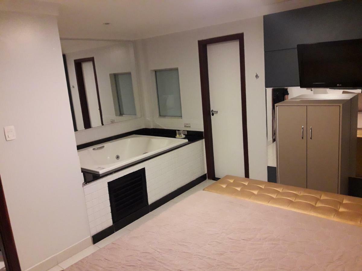 Hotel Sempre Executive ซัลวาดอร์ ภายนอก รูปภาพ